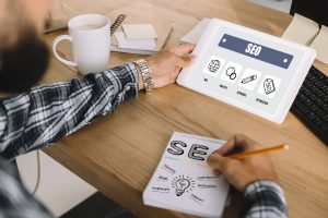 Whats the difference between AEO vs GEO?q